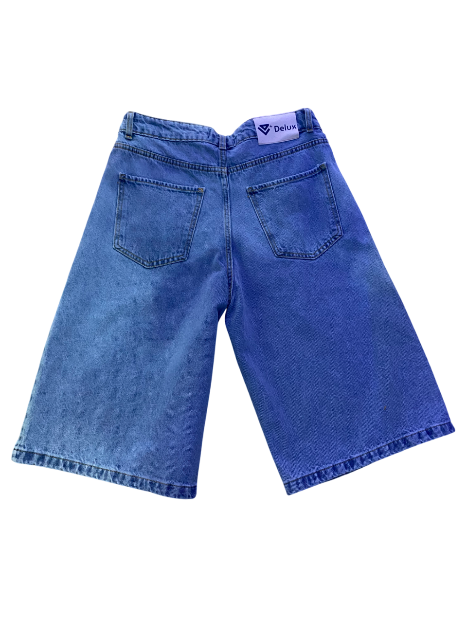 Delux Store - Abbigliamento Streetwear & Sneakers