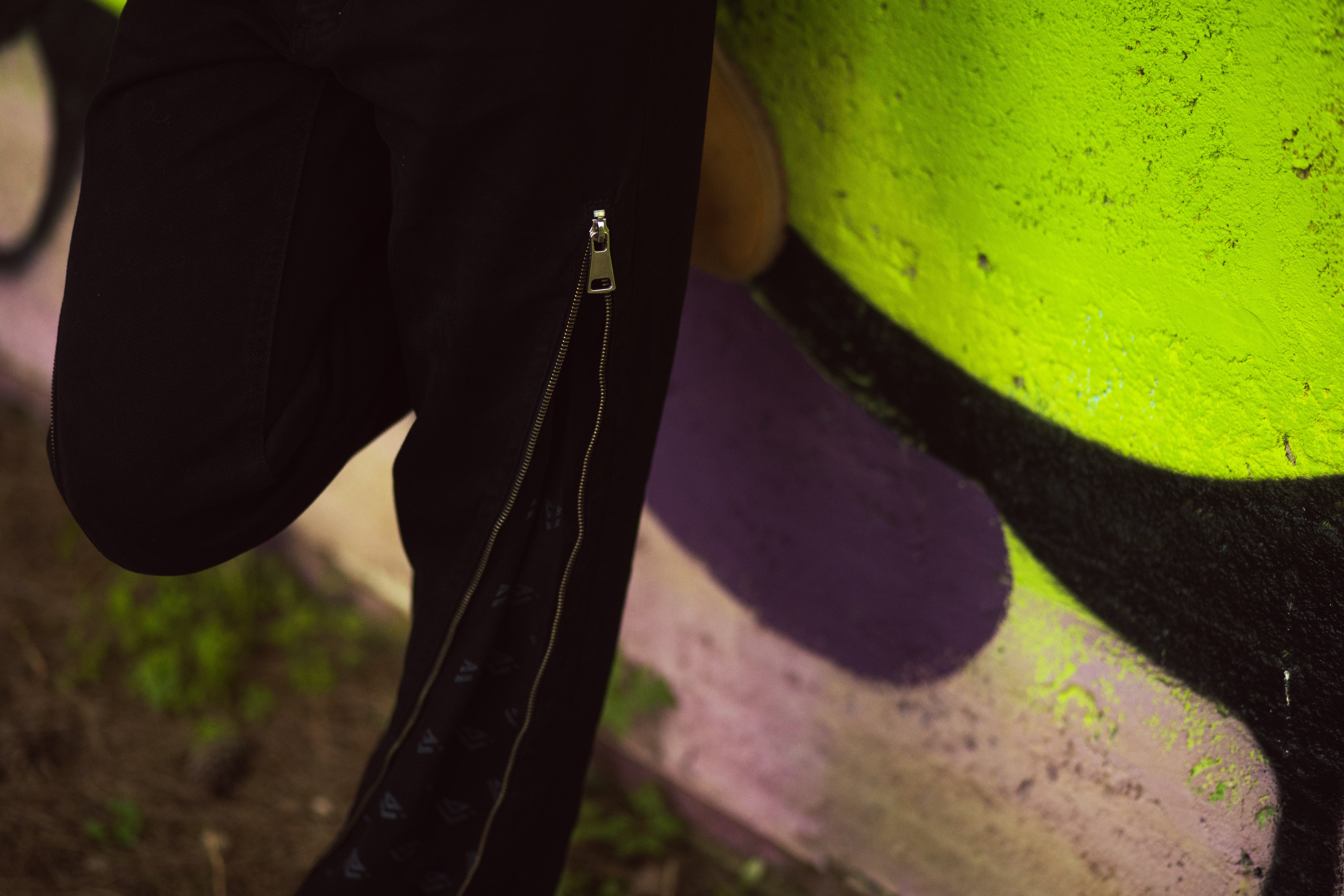 Denim Zip "Logo" Black