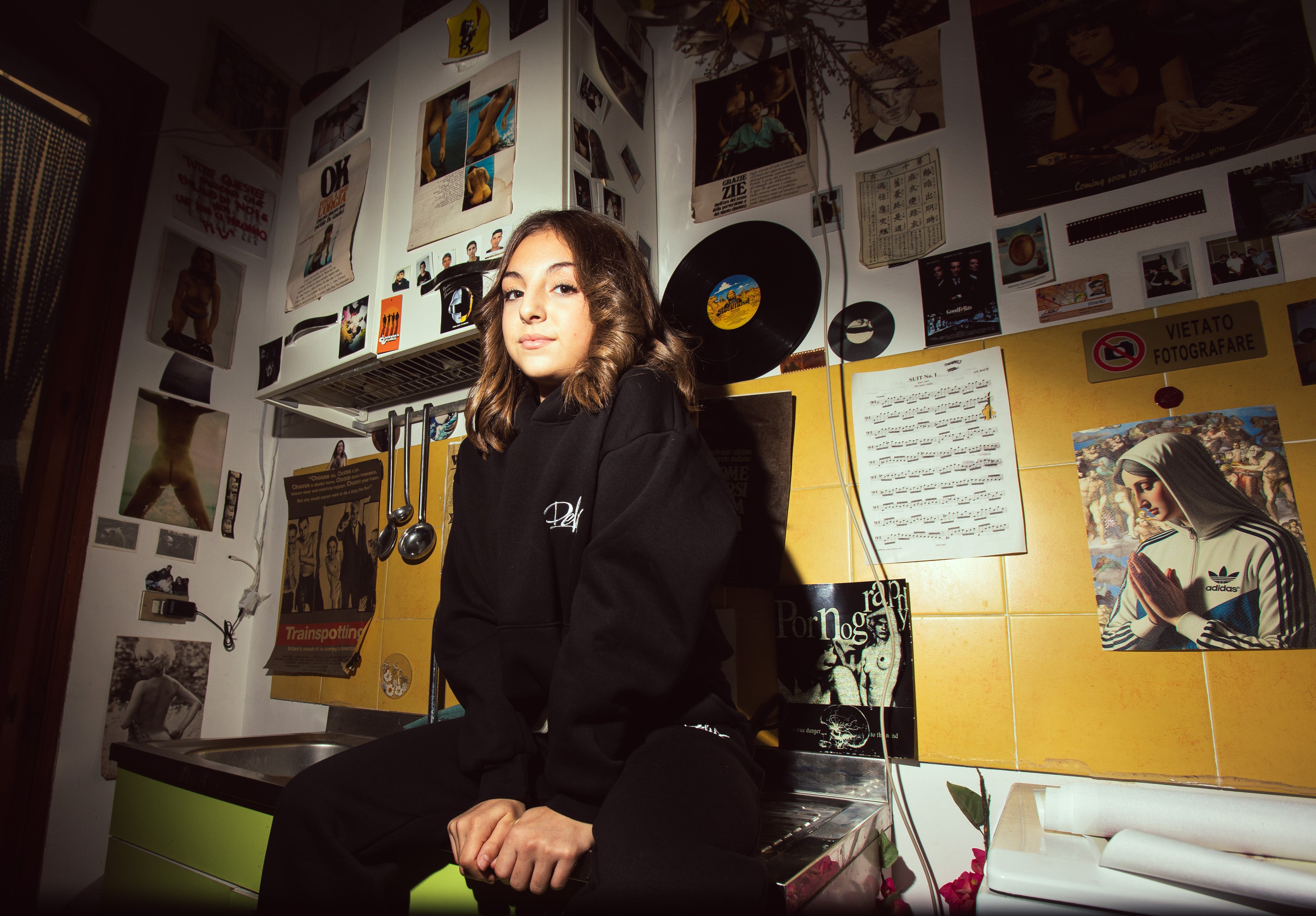 Delux Store - Abbigliamento Streetwear & Sneakers