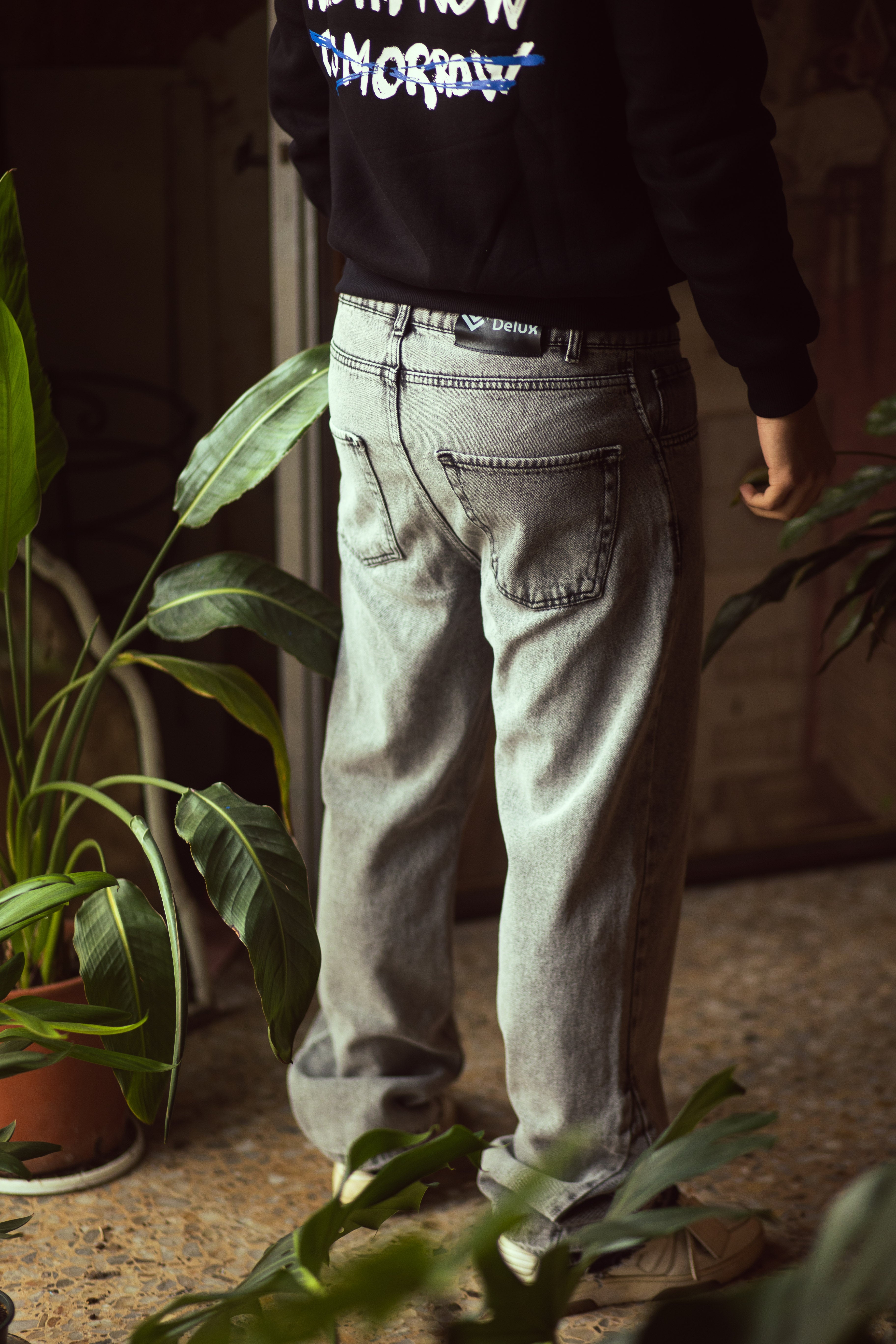 Delux Store - Abbigliamento Streetwear & Sneakers