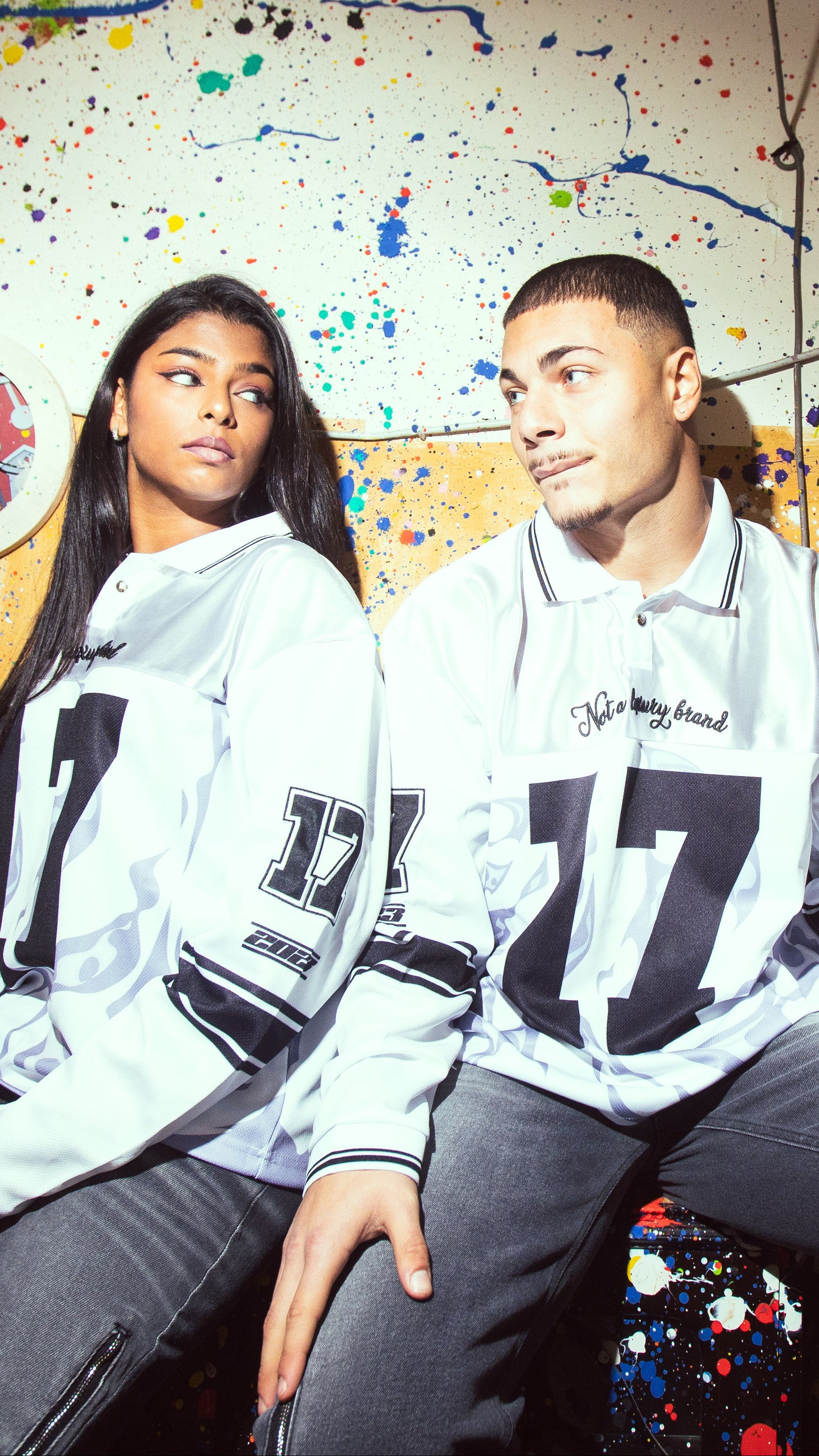 Delux Store - Abbigliamento Streetwear & Sneakers