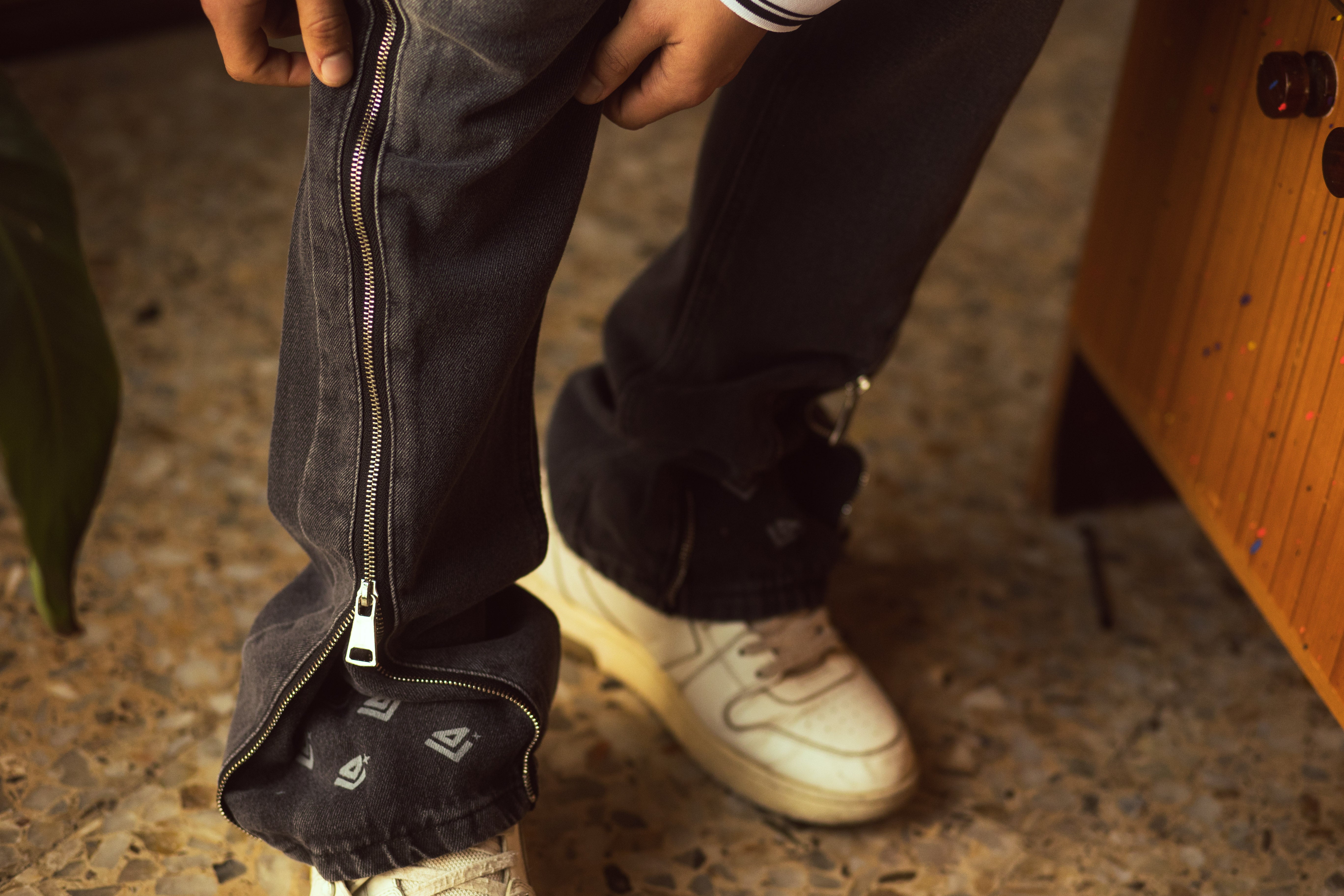 Delux Store - Abbigliamento Streetwear & Sneakers