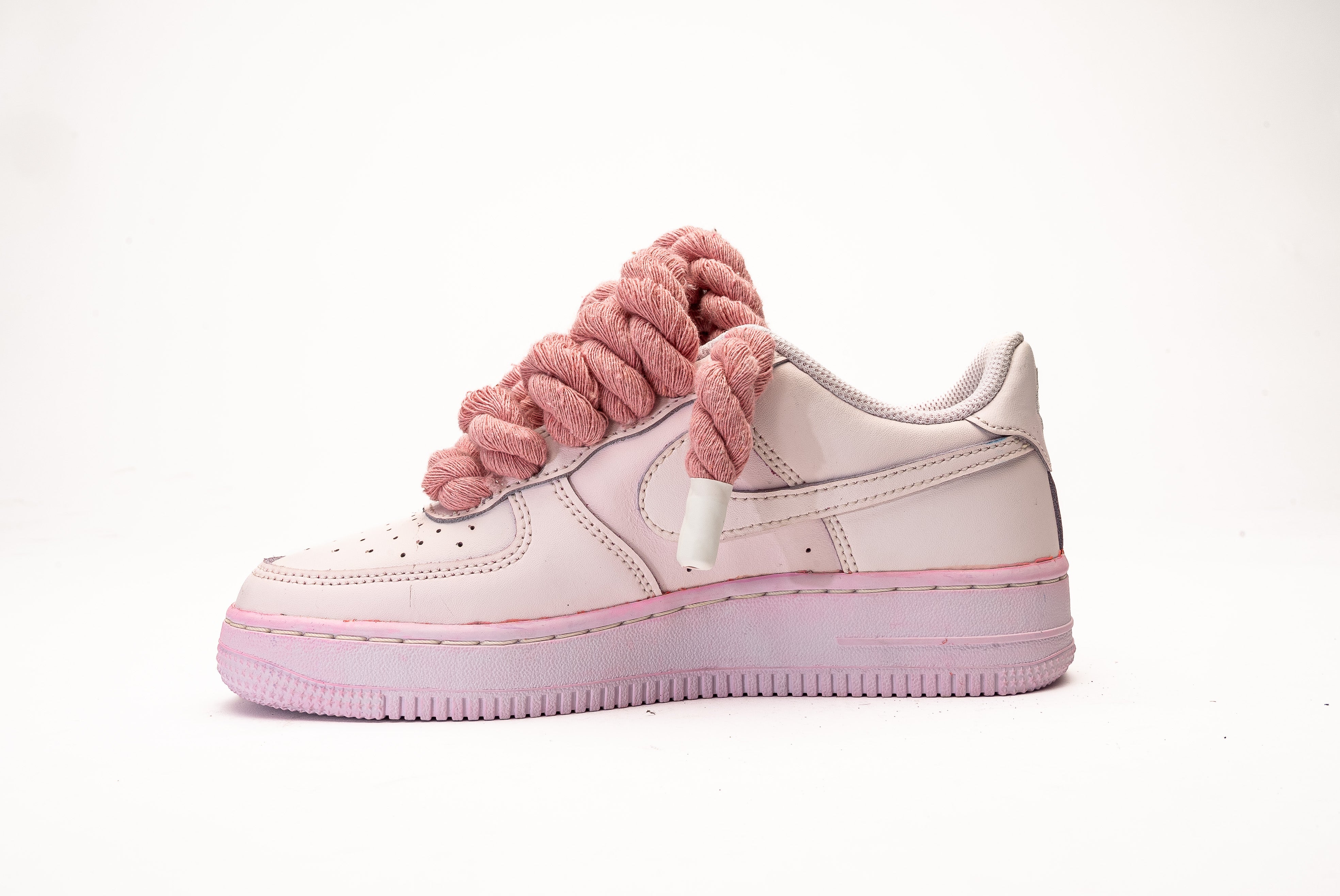 Delux Store - Abbigliamento Streetwear & Sneakers