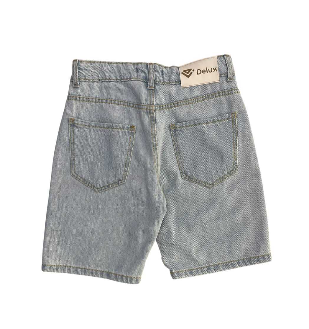 Delux Store - Abbigliamento Streetwear & Sneakers