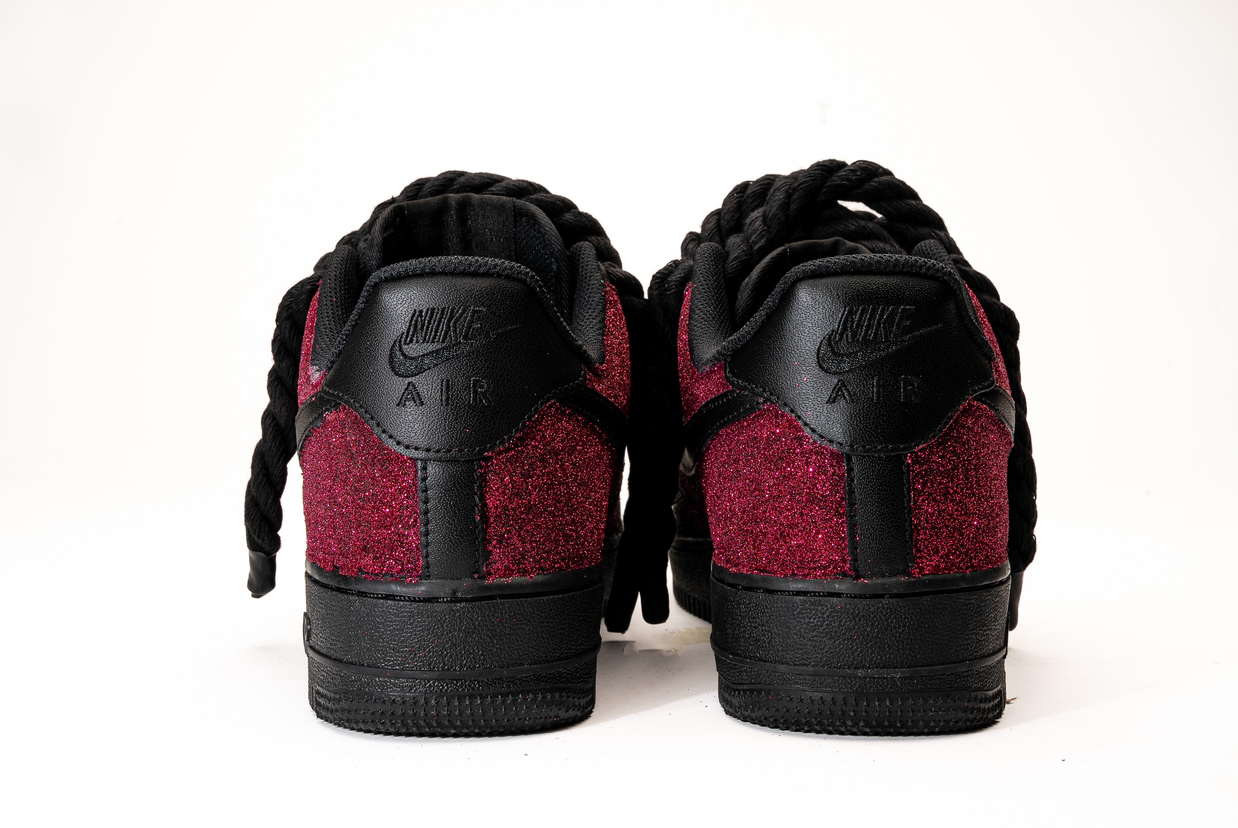 Delux Store - Abbigliamento Streetwear & Sneakers