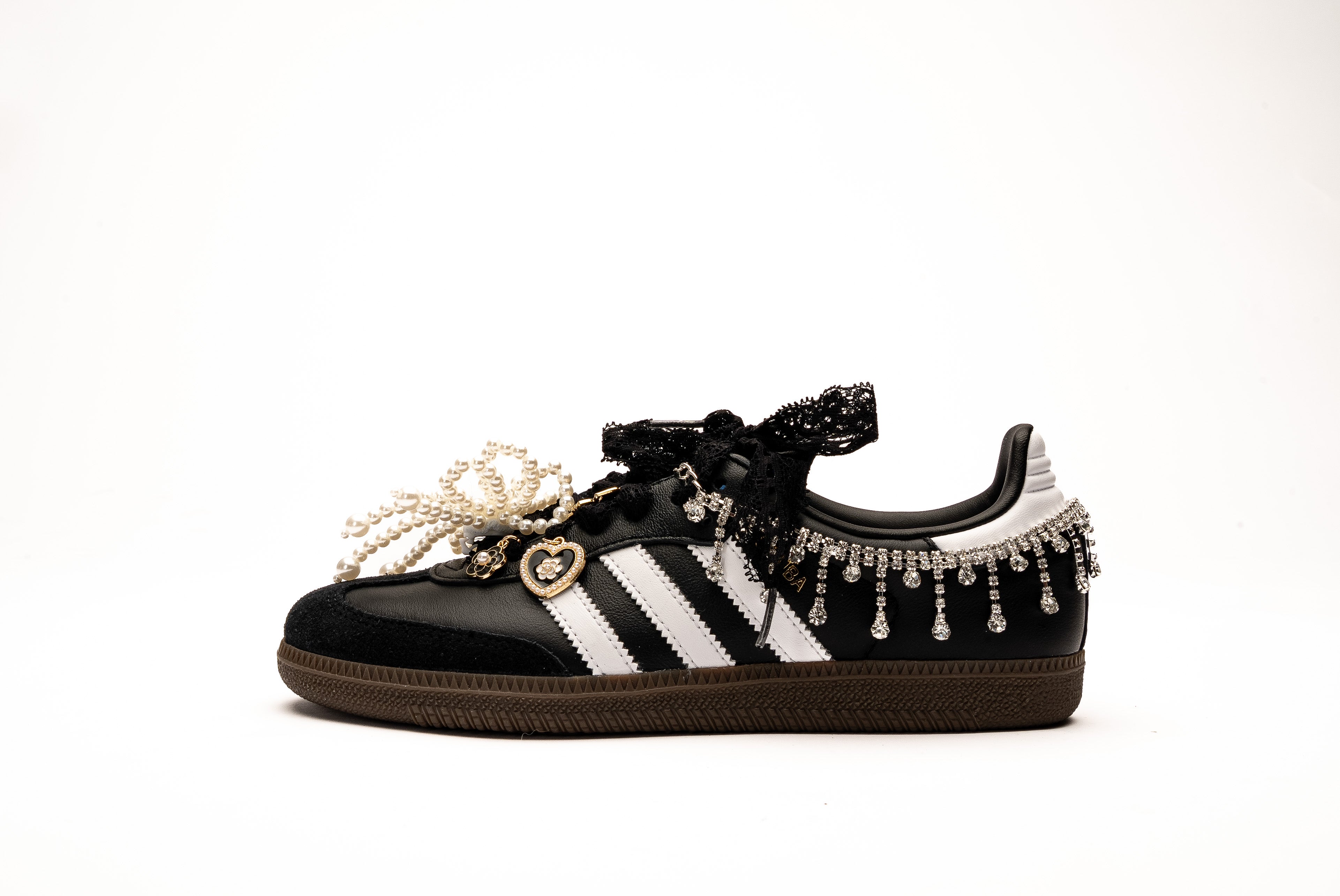 Delux Store - Abbigliamento Streetwear & Sneakers