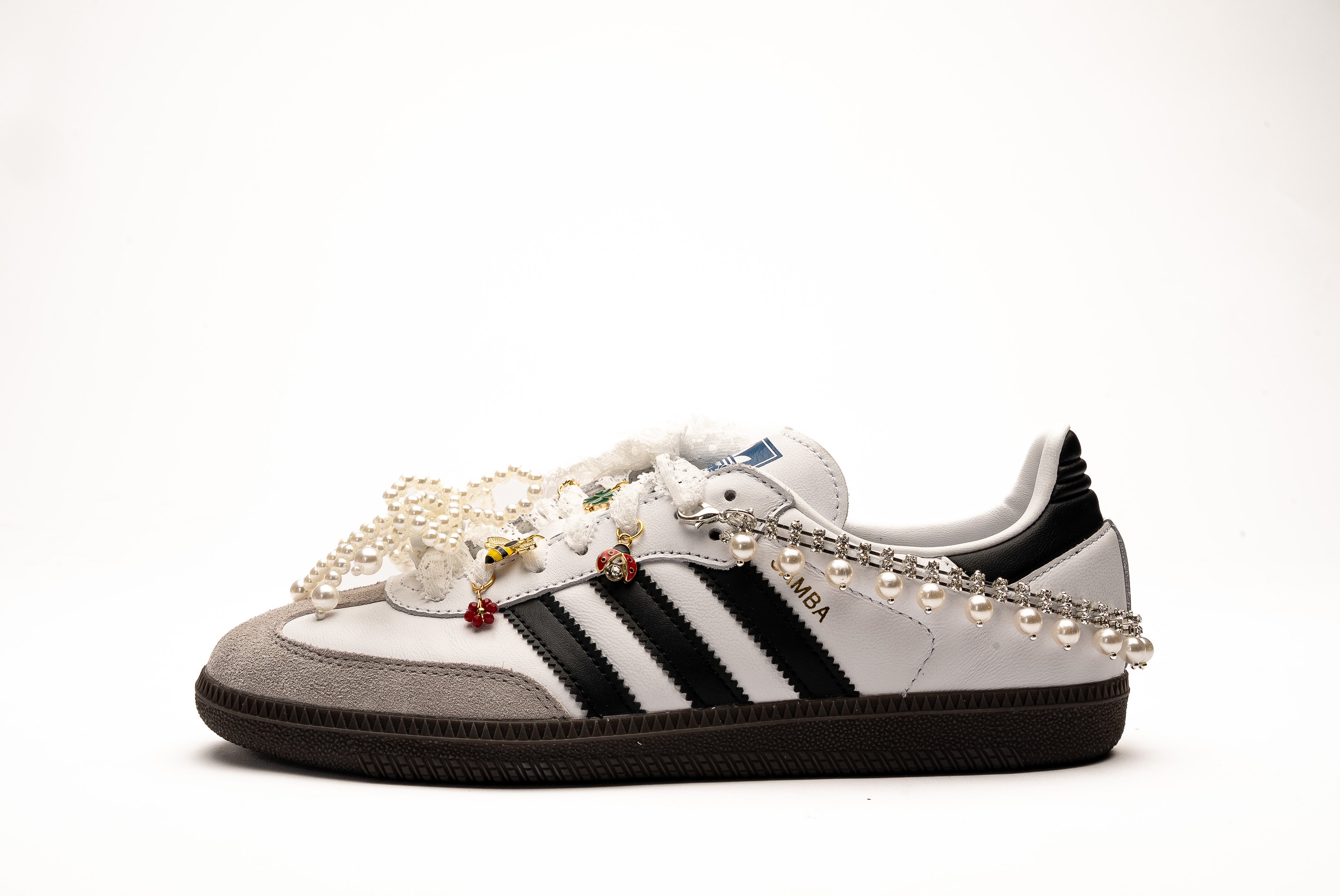 Delux Store - Abbigliamento Streetwear & Sneakers