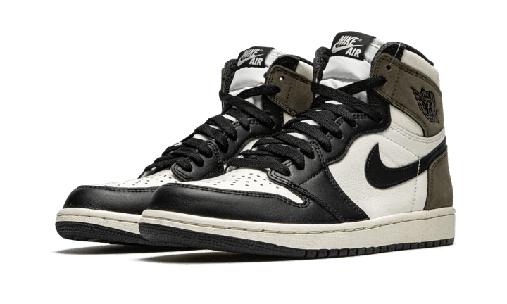 Air Jordan 1 High Dark Mocha - Delux Store - Abbigliamento Streetwear & Sneakers