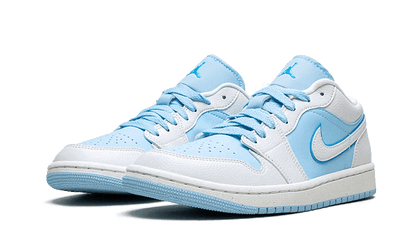 Air Jordan 1 Low SE Reverse Ice Blue - Delux Store - Abbigliamento Streetwear & Sneakers