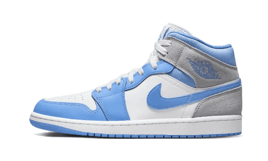 Air Jordan 1 Mid University Blue Grey - Delux Store - Abbigliamento Streetwear & Sneakers