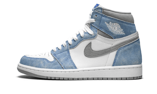 Air Jordan 1 Retro High OG Hyper Royal - Delux Store - Abbigliamento Streetwear & Sneakers