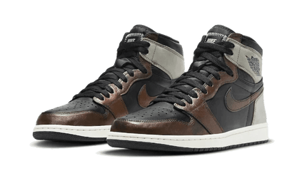 Air Jordan 1 Retro High Patina - Delux Store - Abbigliamento Streetwear & Sneakers