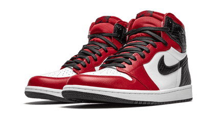 Air Jordan 1 Retro High Satin Snake Chicago - Delux Store - Abbigliamento Streetwear & Sneakers