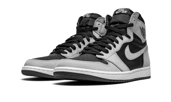 Air Jordan 1 Retro High Shadow 2.0 - Delux Store - Abbigliamento Streetwear & Sneakers