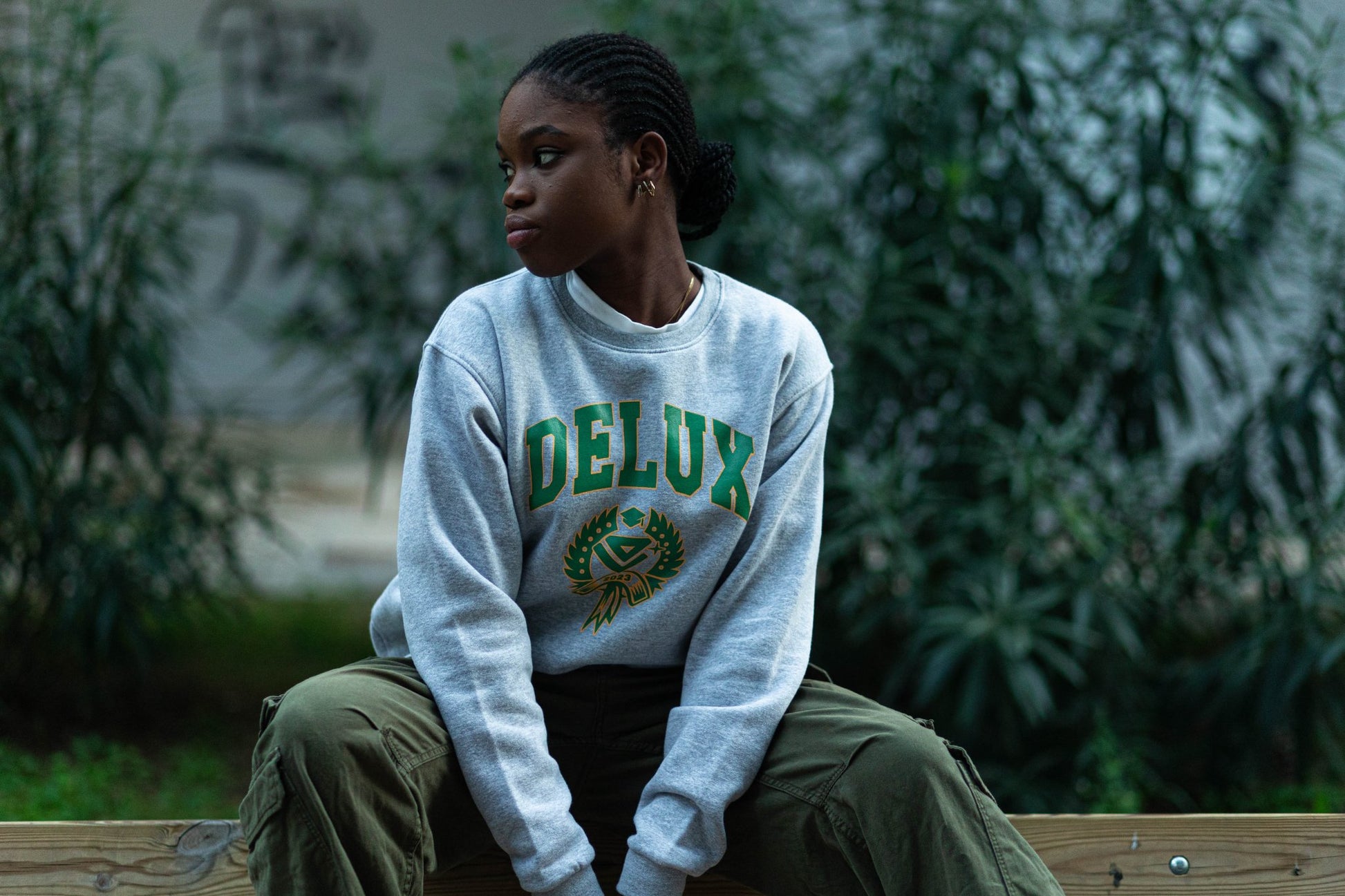 Crewneck ''Collage'' - Grey/Green - Delux Store - Abbigliamento Streetwear & Sneakers