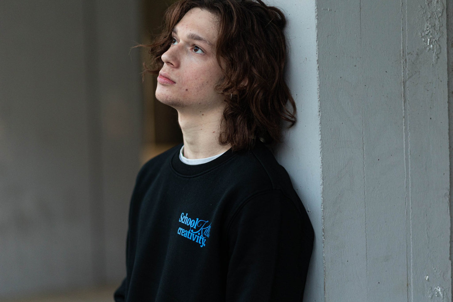 Crewneck ''School Kills'' - Black/Blue - Delux Store - Abbigliamento Streetwear & Sneakers