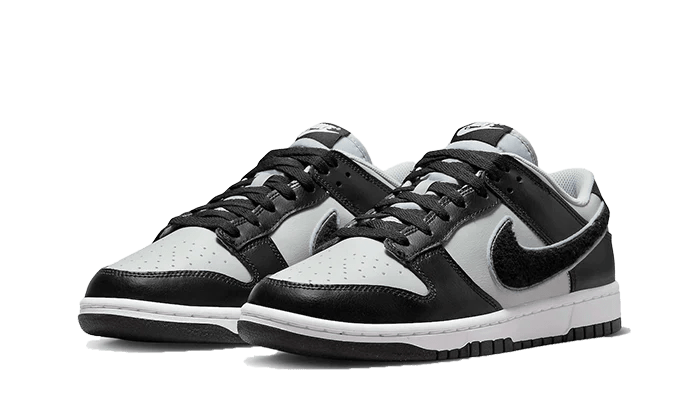 Dunk Low Chenille Swoosh Black Grey - Delux Store - Abbigliamento Streetwear & Sneakers