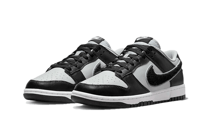 Dunk Low Chenille Swoosh Black Grey - Delux Store - Abbigliamento Streetwear & Sneakers