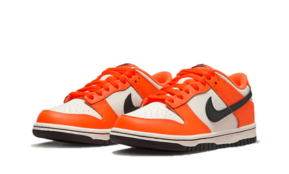 Dunk Low Halloween (2022) - Delux Store - Abbigliamento Streetwear & Sneakers