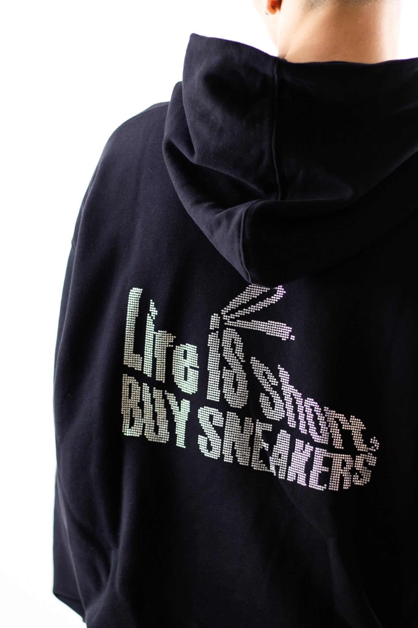 Felpa ‘’Life is Short’’ - Nera - Delux Store - Abbigliamento Streetwear & Sneakers