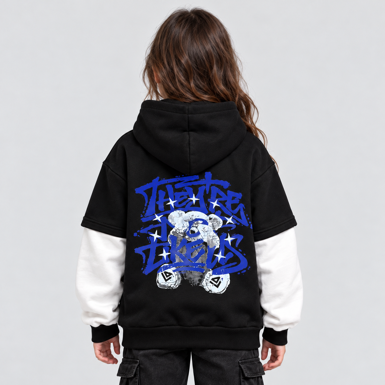 Hoodie Kids Teddy Black – indosso retro ragazza