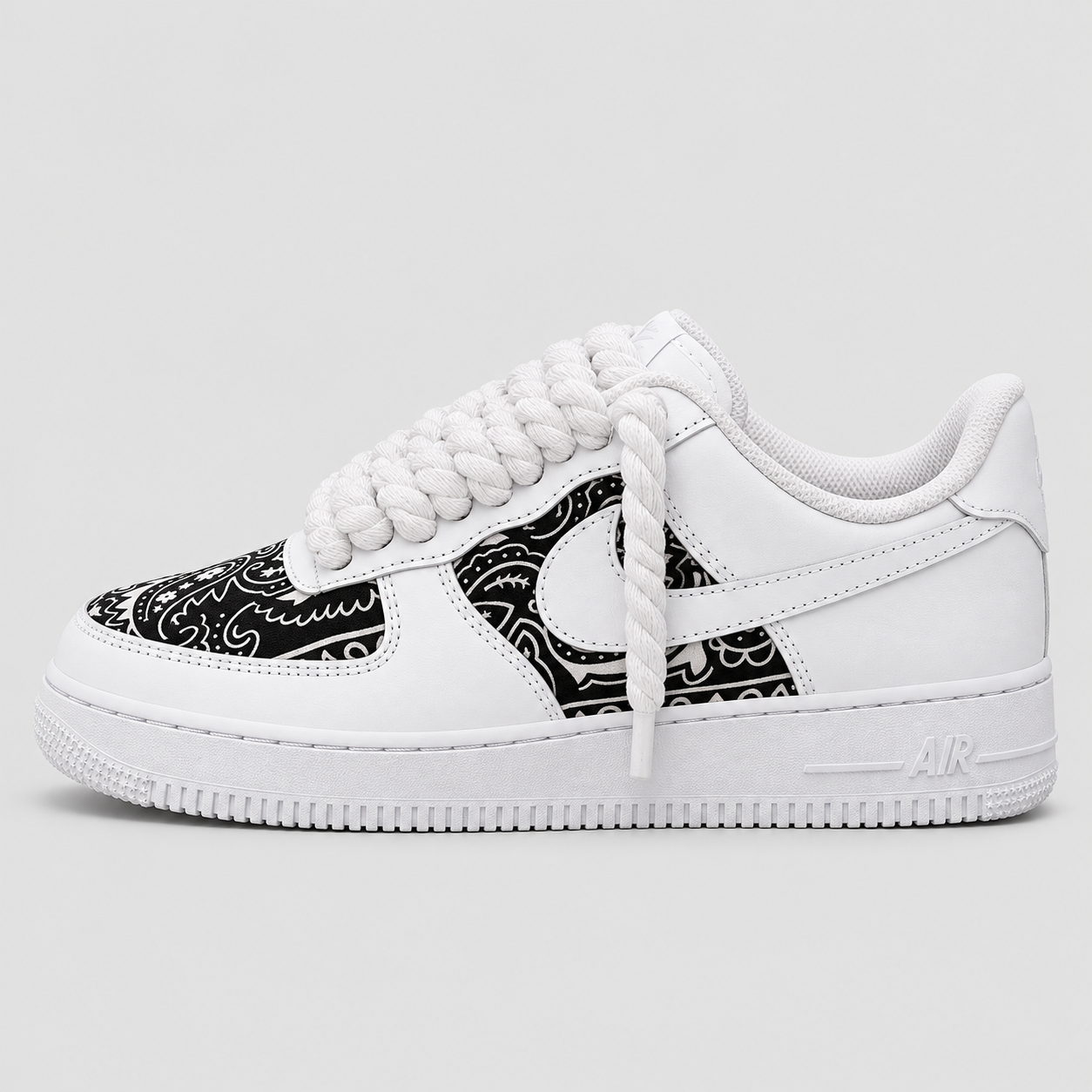 Nike Air Force 1 White Bandana Black custom – vista laterale