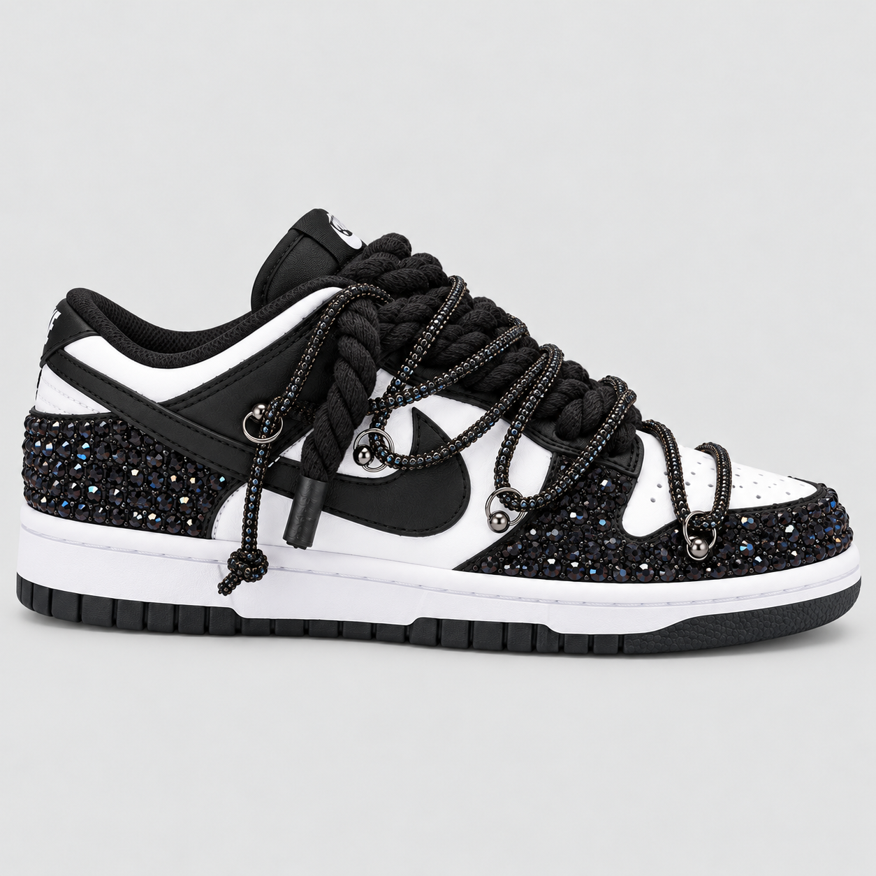 Nike Dunk Swarovski BLACK custom - laterale