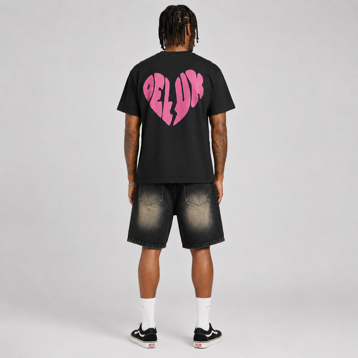 NO LOVE GLITTER TEE – BLACK FUCSIA