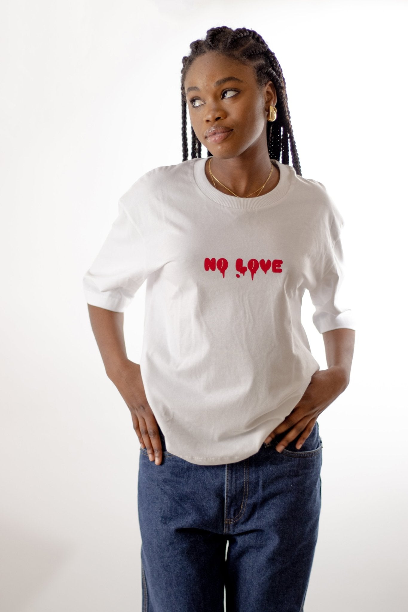 T-Shirt ''NO LOVE'' - Bianca - Delux Store - Abbigliamento Streetwear & Sneakers