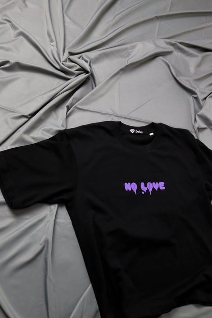 T-Shirt ‘’NO LOVE’’ - Black - Delux Store - Abbigliamento Streetwear & Sneakers